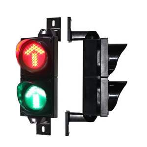 Feux de signalisation routière LED 100 mm de marque NOBLE, type boule ou flèche, rouge et vert, alimentés par le réseau électrique, en promotion - Product Image 2