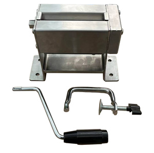 China Venta Directa SUS304 Personalizado Resistente A LA Corrosión CNC Mecanizado Industrial Hoja <span class=keywords><strong>de</strong></span> <span class=keywords><strong>Tabaco</strong></span> Trituradora Cortadora - Product Image 1