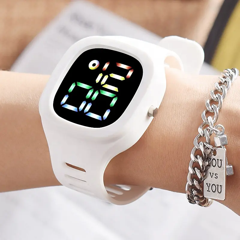 China Cheap Wholesale M14 Stylish Electronic Digital Wrist Watch Big Digits Led Sport Reloj Wristwatch