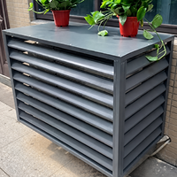 Cache-climatiseur moderne en aluminium à persiennes, enclos ventilé pour un flux d'air optimal, installation facile DIY, idéal pour villa extérieure