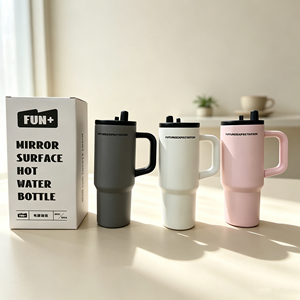 710ml Large <b>Handle</b> Tumbler Stainless Steel Vacuum Insulated Straw Cup Portable <b>Travel</b> Coffee Water <b>Mug</b> For Car Office Wholesale - Product Image 1