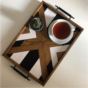 Plateaux de service en résine noire à motifs géométriques Plateau de service décoratif en <span class=keywords><strong>bois</strong></span> pour café <span class=keywords><strong>et</strong></span> thé avec poignées peintes pour usage domestique - Product Image 1