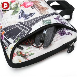 Housse d'ordinateur portable en néoprène légère personnalisée, design enveloppe avec <span class=keywords><strong>bandoulière</strong></span> réglable, <span class=keywords><strong>sac</strong></span> fourre-tout portable style mallette - Product Image 4