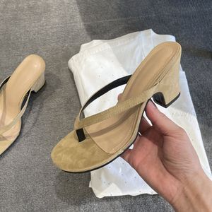 Hot Selling Square Toe Flip Flops Chunky Low Slippers Shoes Lady <b>Heels</b> for Ladies - Product Image 3