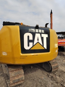 Excavatrice sur chenilles hydraulique CAT312E d'occasion, modèle 2024, moteur/pompe/boîte de vitesses inclus, état 90% NEUF, origine Japon, pour 312 tonnes - Product Image 4
