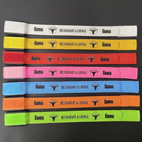 Bracelets promotionnels personnalisés lumineux en nylon avec logo pour festivals, concerts et événements