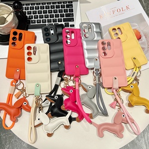 Coque 3D en TPU souple avec sangle de poignet et pendentif chiot mignon pour Samsung <span class=keywords><strong>Galaxy</strong></span> <span class=keywords><strong>S22</strong></span> S23 S24 S25 S26 Ultra, style doudoune - Product Image 1