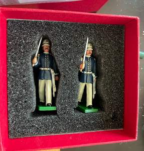 Garde en métal Artisanat Sculpture Soldat Statue Figures Ornement - Product Image 5