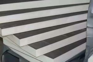 Les fabricants produisent des panneaux isolants industriels en <span class=keywords><strong>polyuréthane</strong></span> de maintien à froid pour l'<span class=keywords><strong>isolation</strong></span> externe des pipelines de murs. - Product Image 3