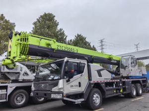 Gebrauchter Zoomlion 41m <span class=keywords><strong>25</strong></span> Tonnen Mobilkran mit Motorgetriebe zum Verkauf - Product Image 5
