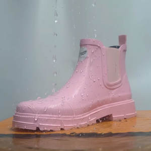 Fashionable Waterproof <strong>Ankle</strong> High Rubber <strong>Wellington</strong> Rain <strong>Boots</strong> <strong>Women's</strong> Anti-Slip Comfort Chelsea Gumboots Manufacturer - Product Image 2