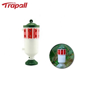 Piège à phéromones pour mites nocturnes et insectes ravageurs Trapall White Garden, en plastique, pour extérieur, toutes saisons - Product Image 1