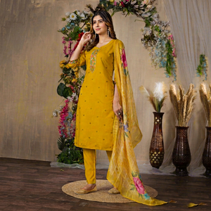 Conjunto de traje de seda romana de viscosa premium para mujer, Kurti con bordado a mano multihilo, pantalón recto, Dupatta de seda Chanderi con estampado digital - Product Image 1
