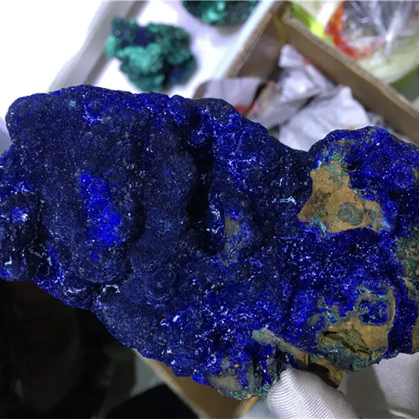 थोक उच्च गुणवत्ता प्राकृतिक ब्लू Azurite क्वार्ट्ज क्रिस्टल खनिज नमूना रत्न कच्चे किसी न किसी Azurite मैलाकाइट अयस्क