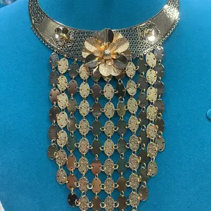 גרייס עדין אופנה נשים בציפוי זהב 24K צורה לא סדירה שרשרת עגילי תכשיטי סט דובאי כלה תכשיטי זהב
