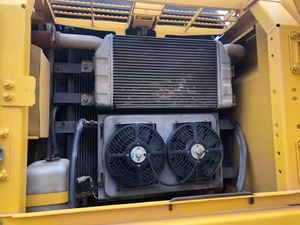Excavadora Usada en Japón, Komatsu PC200, Excavadora <span class=keywords><strong>de</strong></span> 20 Toneladas <span class=keywords><strong>de</strong></span> <span class=keywords><strong>Segunda</strong></span> <span class=keywords><strong>Mano</strong></span> con Pintura Original, en Venta - Product Image 4