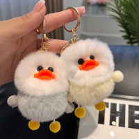 Mignon Pendentif Sac en Peluche Pompon Canard Doux et Moelleux, Porte-clés Boule de Fourrure Lapin Adorable, Poupée en Peluche, Ornements pour Sac à Dos, Porte-clés