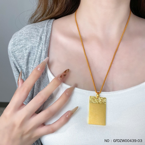 Colgante Rectangular Clásico Personalizado de Oro Puro 999 de 24k, Grabado Personalizable, Colgante Fino para Uso Diario, Joyería Elegante y Suave - Product Image 2