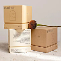 Boîte cadeau personnalisée de luxe en papier rigide beige mat avec revêtement UV, gaufrage et doublure en éponge, pour bougies, avec insert