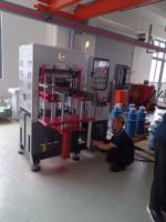 Machine automatique de fabrication d'élastiques de bonne qualité à bas prix, équipement pour bracelets en silicone, machine à badges en silicone