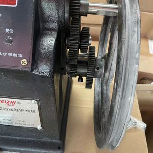 เครื่องพันเส้นด้ายอัตโนมัติความเร็วสูง FZ-120 รุ่นใหม่ พร้อมระบบนับจำนวนแบบตั้งโปรแกรมได้ ใช้มอเตอร์แกนกลาง FZ-130 - Product Image 2