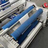 Applicateur semi-automatique d'étiquettes autocollantes en papier pour bouteilles rondes étiqueteuse de bouteilles rondes pour bouteilles en plastique et en verre