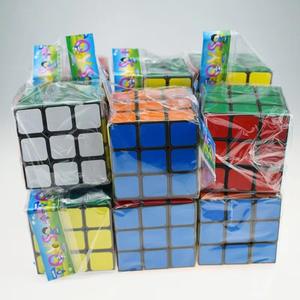 उच्च गुणवत्ता 3x3x3 मिनी स्पीड पहेली क्यूब चिकनी 5.3 सेमी 3 डी स्पीक्यूब खिलौना स्टीकरलेस सुविधा शैक्षिक खिलौना बच्चों बॉक्स पैकेजिंग - Product Image 2
