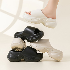 Sandales compensées pour femmes, style tendance, été, semelle EVA extra-épaisse, antidérapante, douce, pour l'extérieur, assurance qualité - Product Image 1