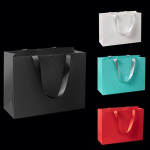Sacs cadeaux en papier personnalisés avec votre propre logo, sacs en papier avec poignée en ruban, sacs cadeaux en papier de luxe avec votre propre logo - Product Image 1