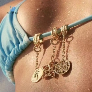 SUMMLY Vente en gros de fermoirs de bikini raffinés, breloques étoile de mer et coquillage, en acier inoxydable plaqué or 18 carats, accessoires de maillot de bain, bijoux de mode - Product Image 1