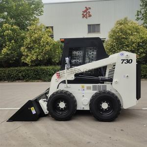 Xinyu Machine Mini Skid Steer Loader Operación de sitio pequeño Cargador de control hidráulico Skid Steer con cabina - Product Image 6