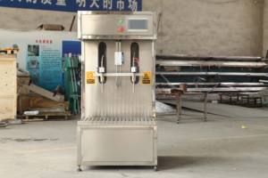 Machine de remplissage verticale offrant une précision de remplissage inégalée, offre un remplissage stable <span class=keywords><strong>et</strong></span> un piston pour <span class=keywords><strong>le</strong></span> remplissage d'huile, de <span class=keywords><strong>miel</strong></span> <span class=keywords><strong>et</strong></span> de <span class=keywords><strong>lait</strong></span> - Product Image 4