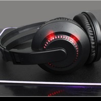 Headset Wired Over-Ear Pabrik A2 dengan Peredam Kebisingan Aktif, Tahan Air IPX-4, Kabel 1,7M untuk Gaming Desktop, Bass Berat, RGB