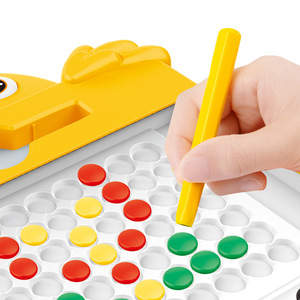 Tablero de Dibujo Magnético de Plástico para Niños, Rompecabezas de Cuentas Magnéticas, Juguete de Ejercicio de Coordinación y Entrenamiento de Concentración para Bebés - Product Image 4