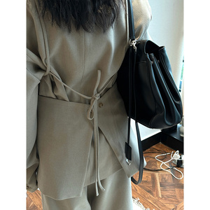 Nuova primavera francese Vintage vecchio denaro convertibile cravatta Cami, snellente oversize bidirezionale camicetta da donna - Product Image 4