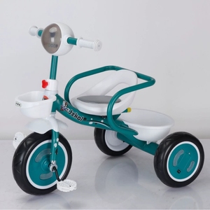 Tricycle pour enfants en gros avec barre de sécurité, vélo <span class=keywords><strong>à</strong></span> pédales orange pour enfants, vente en gros de tricycles pour tout-petits avec lumière et musique - Product Image 2