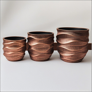 Pot de fleurs rose et or de luxe style princesse, vase pour la décoration de chambre de fille, support de plante pour événement de mariage - Product Image 1