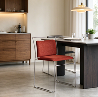 Chaise de salle à manger vintage style Bauhaus avec cadre en métal chromé et dossier rembourré en tissu maillé pour les bureaux à domicile et les cafés