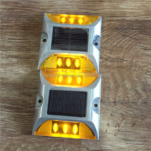 Bên đường delineator nhôm nhúng đường Stud nhấp nháy ánh sáng LED năng lượng mặt trời phản chiếu Studs Road Markers - Product Image 3