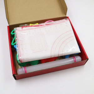 Ensemble de biscuits de Noël avec rouleau à pâtisserie, <span class=keywords><strong>emporte</strong></span>-pièces en forme de cerf, d'ange et de pomme - Product Image 4