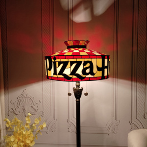 Crecobo Custom 18 pulgadas Estilo Tiffany Vidrieras <span class=keywords><strong>Pizza</strong></span> Hut pantalla Retro Lámparas de pie decorativas para restaurante interior - Product Image 5