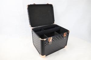 Lucky Case Alumínio <span class=keywords><strong>Grooming</strong></span> Case com Carry Handle OEM personalizável cavalo beleza ferramentas Kit <span class=keywords><strong>Grooming</strong></span> <span class=keywords><strong>Box</strong></span> - Product Image 5