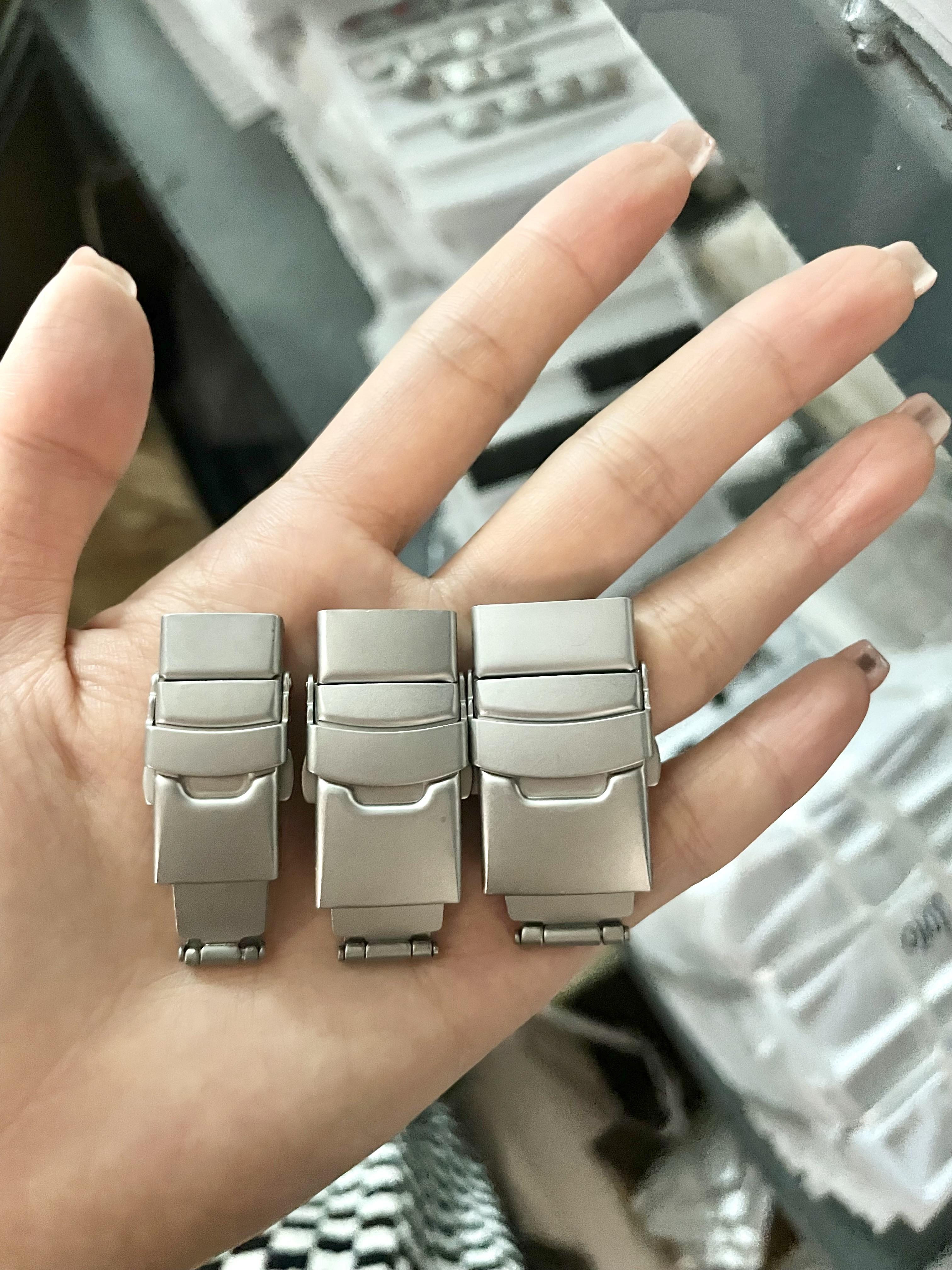 Silver clasp