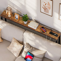 Mesa Consola Moderna de Ratán Kainice, Delgada y Estrecha para Pasillo, con Tomacorriente, Puerto USB y Estación de Carga, para Colocar Detrás del Sofá