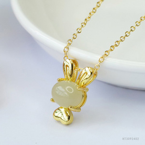 Collana con Ciondolo in Giada Ximang Hotian 2026, Segno Zodiacale Cinese Coniglio, per Donna, Vendita all'Ingrosso di Fabbrica S3092402 - Product Image 1