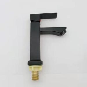 Robinet de lavabo moderne noir carré monotrou monocommande à eau froide avec cartouche céramique, à poser sur le plan - Product Image 4