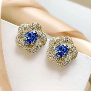 Orecchini a Perno con Pietra Blu Ovale Stile Fiore per Donne, Gioielli Vintage alla Moda - Product Image 2