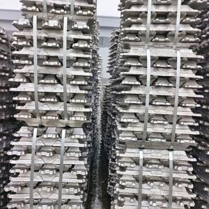 อลูมิเนียมอินก็อตคุณภาพสูงจากโรงงาน ผลิตภัณฑ์ขายดี ซีรีส์ 8000 ทนทานต่อการกัดกร่อน อลูมิเนียมอินก็อต A7 99.9% - Product Image 5