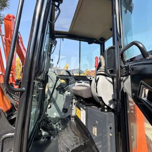 Mini-excavatrice Hitachi ZX55USR d'occasion d'origine japonaise de 5,5 tonnes avec moteur, boîte de vitesses, pompe, PLC, chenilles en caoutchouc - Product Image 6