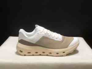 Chaussures de course respirantes de qualité supérieure de marque originale en gros, chaussures de course Cloudvista 3, chaussures de <span class=keywords><strong>trail</strong></span> amorties - Product Image 3